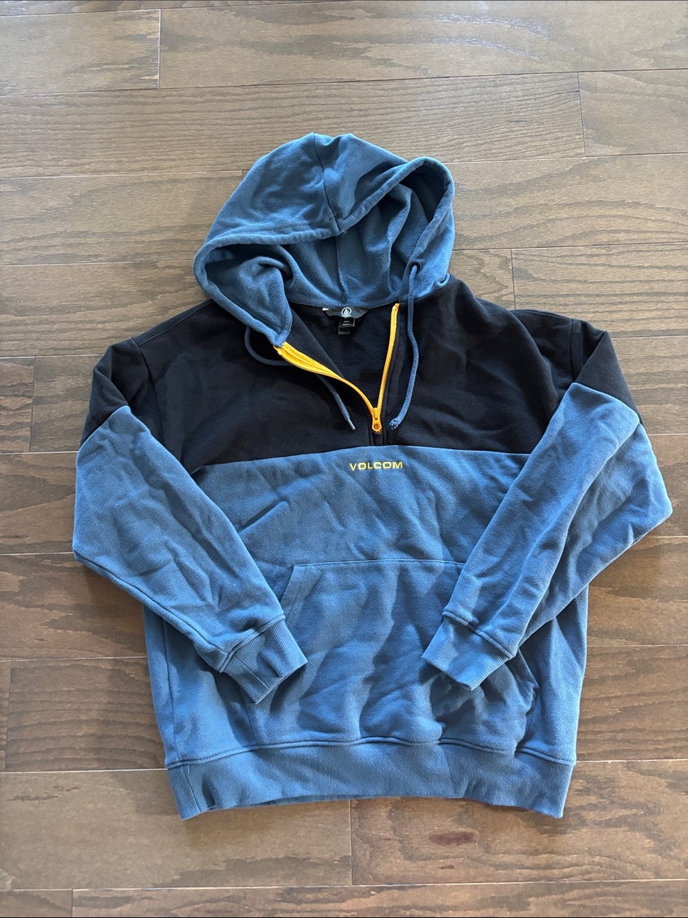 Volcom Blue & Black Hooded Pullover